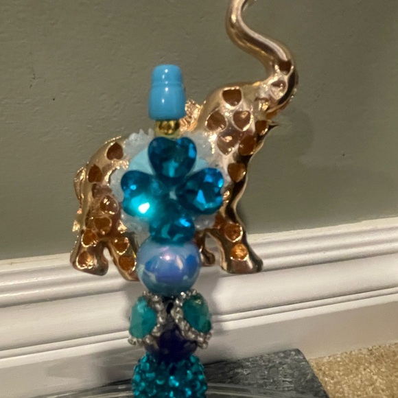 Handmade Elegant Beaded Blue and Gold Elephant Pen - Picture 5 of 5
